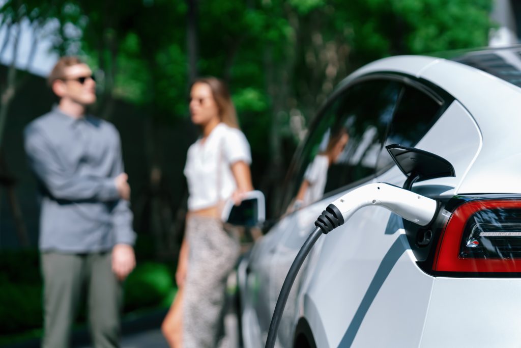 Analysts think this $13 EV stock could outpace Tesla in 2026